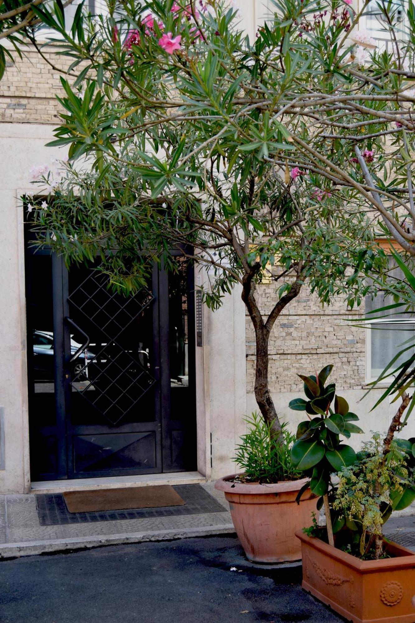 Bed and Breakfast La Casa Di Giulia A San Pietro Roma Esterno foto